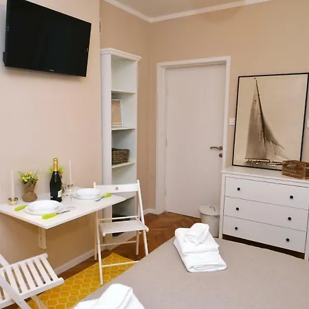 Doroti Apartman Ika